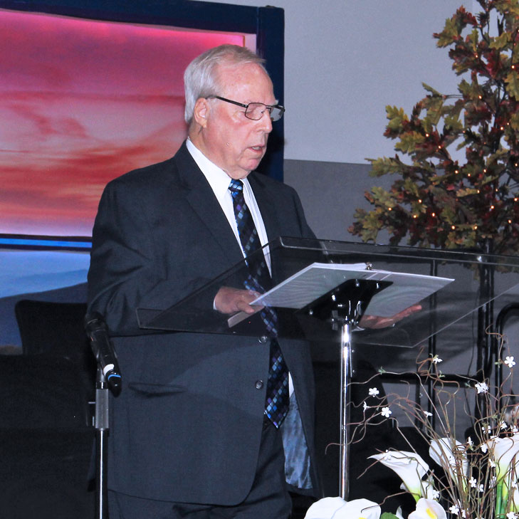 Worship-with-us5 Pastor Leonard Dewitt